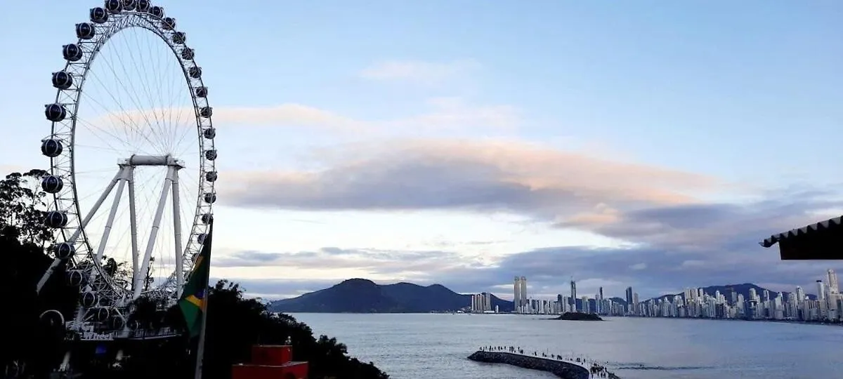 Para Casais, Predio Beira Mar, Em Frente A Roda Gigante Balneário Camboriú Apartamento